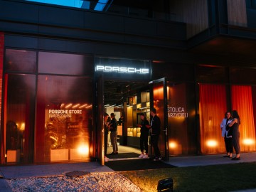  Pierwszy Porsche Store otwarty w Warszawie